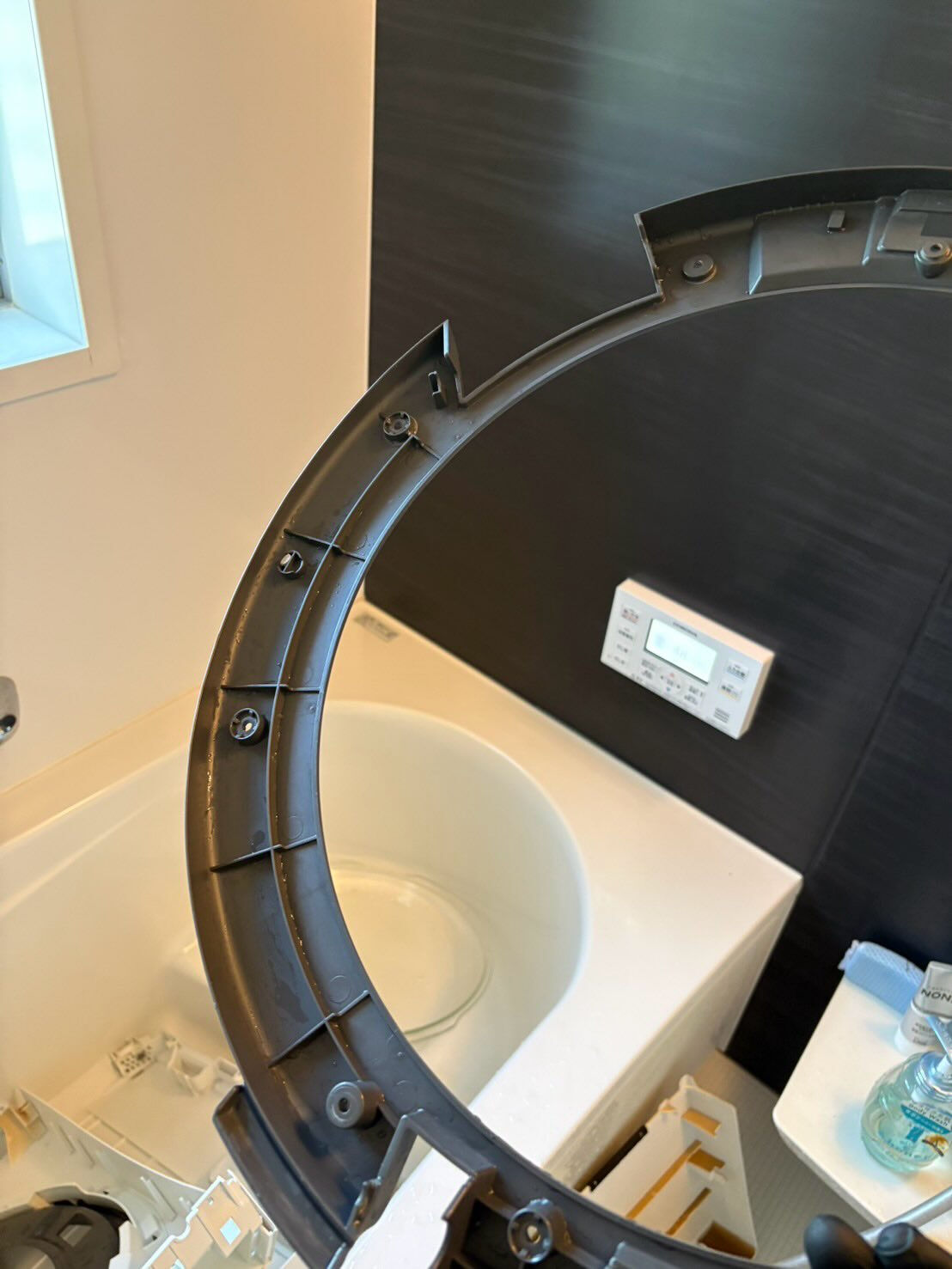 ドラム式洗濯機　洗浄作業